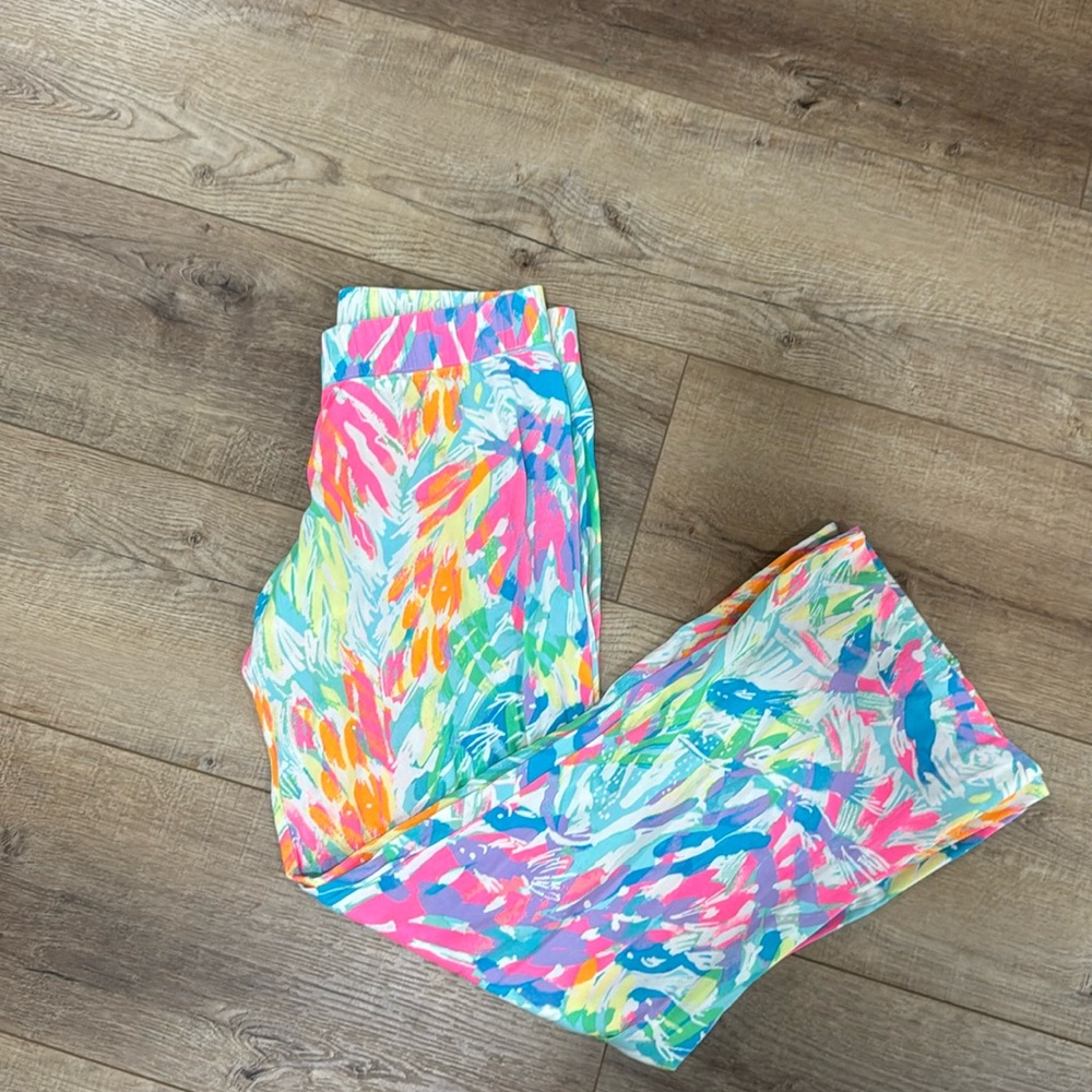 Lilly Pulitzer elastic waist pants. Size M.